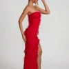 Nevali bandeau maxijurk met ruches in rood