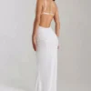Nivalis versierde maxi-jurk met cowl-hals en open rug in wit