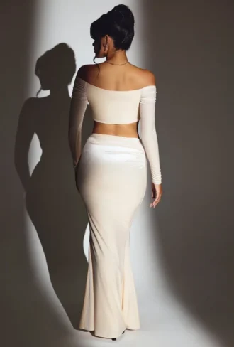 Nixie fluwelen maxi-rok met middelhoge taille in ivoor