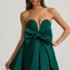 Norina minijurk met strikdetail in smaragdgroen