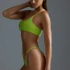 Oh Polly Badmode: HOTFIX Edition versierde bandeau-bikinitop met één schouder in Acid Lime