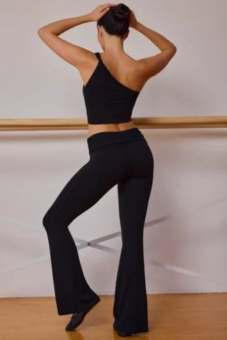 One-shoulder gedraaide tanktop in zwart