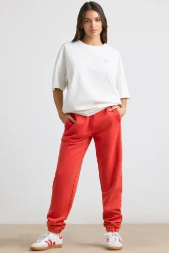 Oversized joggingbroek van geborsteld jersey in rood