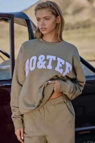 Oversized sweatshirt met ronde hals in zacht olijfgroen