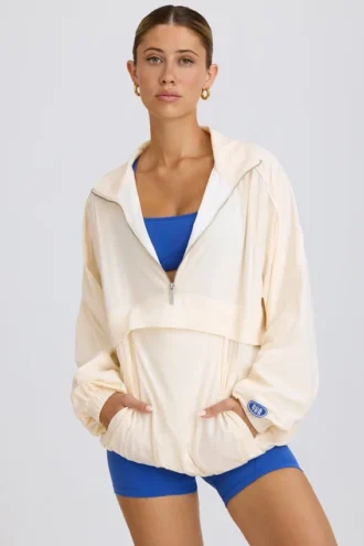 Oversized trainingsjack in wit