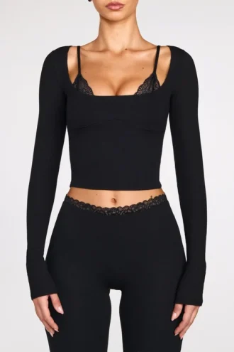 Philippa Modal Mid-Rise Flared Broek in Zwart
