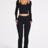 Philippa Modal Mid-Rise Flared Broek in Zwart