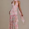 Primrose Premium maxi-jurk met sjaaldetails en roze bloemenprint