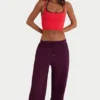 Relaxte joggingbroek van geborsteld katoenjersey met middelhoge taille in bordeauxrood
