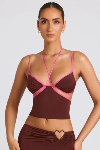 Rocio-topje met contrasterende bies in chocoladebruin