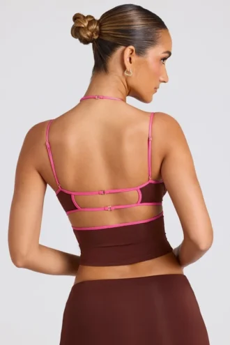 Rocio-topje met contrasterende bies in chocoladebruin