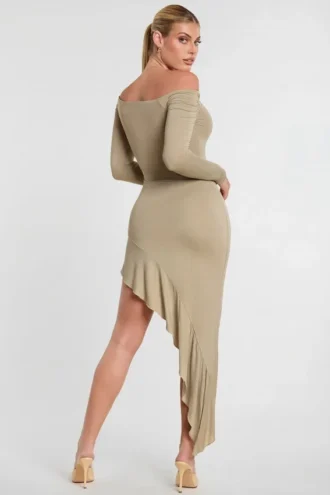 Roxana maxi-jurk met lange mouwen en schouderloze pasvorm van een modal-kasjmiermix in taupe