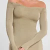 Roxana maxi-jurk met lange mouwen en schouderloze pasvorm van een modal-kasjmiermix in taupe