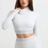 Rugloze coltrui met lange mouwen en cropped lengte in grijs gemêleerd