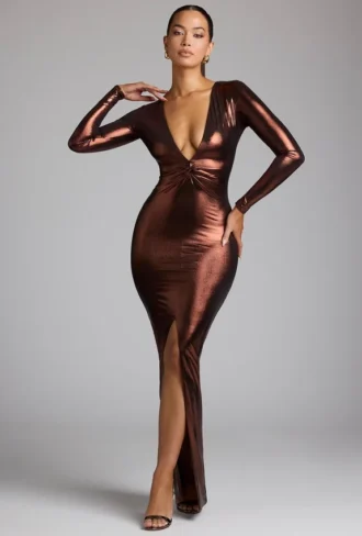 Safiya avondjurk met lange mouwen van metallic jersey in koperbrons