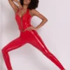 Samara vinyl legging met hoge V-taille in vuurrood