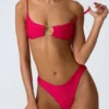 Sanibel bikinitop met kettingversiering en uitsnijdingen in frambozenroze