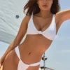 Santona bikinitop met knoopdetail in wit
