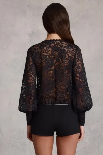 Serenya doorschijnende kanten Playsuit met diepe halslijn en losse pasvorm in zwart