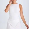 Shirin gedrapeerde minijurk met open rug in wit