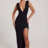 Sloane maxi-jurk met hoge split en diepe halslijn in zwart