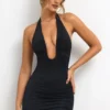 Sofija Slinky Jersey minijurk met diepe halslijn en ruches in zwart