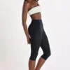 Soft Active Capri-legging in zwart