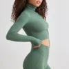 Soft Active coltrui crop top in kaki