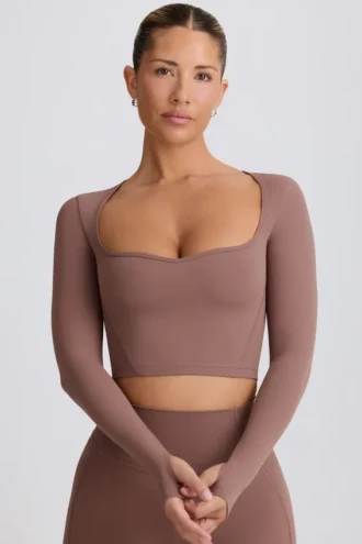 Soft Active crop top met sweetheart-hals in mokka