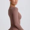 Soft Active crop top met sweetheart-hals in mokka