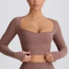 Soft Active crop top met sweetheart-hals in mokka