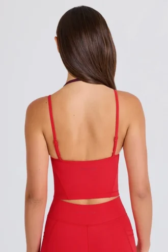 Soft Active gelaagde cropped tanktop in aardbeirood