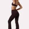 Soft Active gerimpelde broek met wijde pijpen in espresso