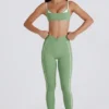 Soft Active-legging met gedraaide voorkant in groen