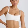 Soft Active sportbeha met contrasterende rand in wit