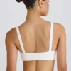 Soft Active sportbeha met contrasterende rand in wit