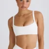 Soft Active sportbeha met contrasterende rand in wit