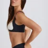 Soft Active sportbeha met gedraaide voorkant in zwart