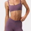 Soft Active sportbeha met naaddetails in Dusk