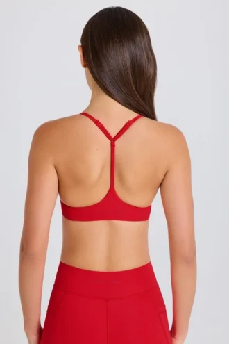 Soft Active sportbeha met racerback in Strawberry Red