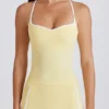 Soft Active tanktop met gekruiste bandjes in Lemon