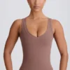 Soft Active tanktop met V-hals in mokka