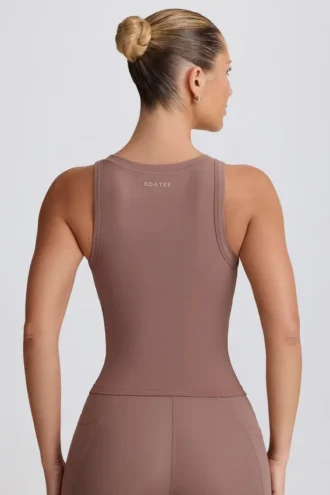 Soft Active tanktop met V-hals in mokka