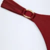 St Barts stringbikini met metalen details in Dark Cherry