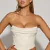 Sterling versierde gedrapeerde corset top in wit