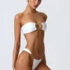 Sunray versierde cheeky bikinibroekje met brede bandjes in wit