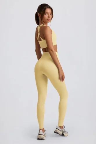 Super Sculpt naadloze legging met hoge taille in botergeel