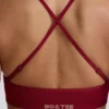 Super Sculpt naadloze sportbeha met gekruiste bandjes in bordeauxrood
