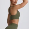 Super Sculpt naadloze sportbeha met gekruiste bandjes in lichtgroen
