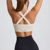 Super Sculpt naadloze sportbeha met gekruiste bandjes in wit